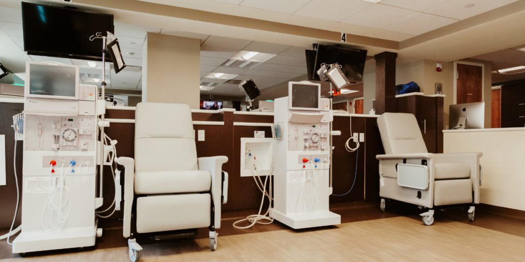 Photo of the treatment room in the onsite Rogosin Dialysis Center at the Methodist Home in the Bronx, NY