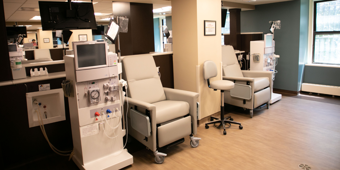 Photo of the treatment room in the onsite Rogosin Dialysis Center at the Methodist Home in the Bronx, NY